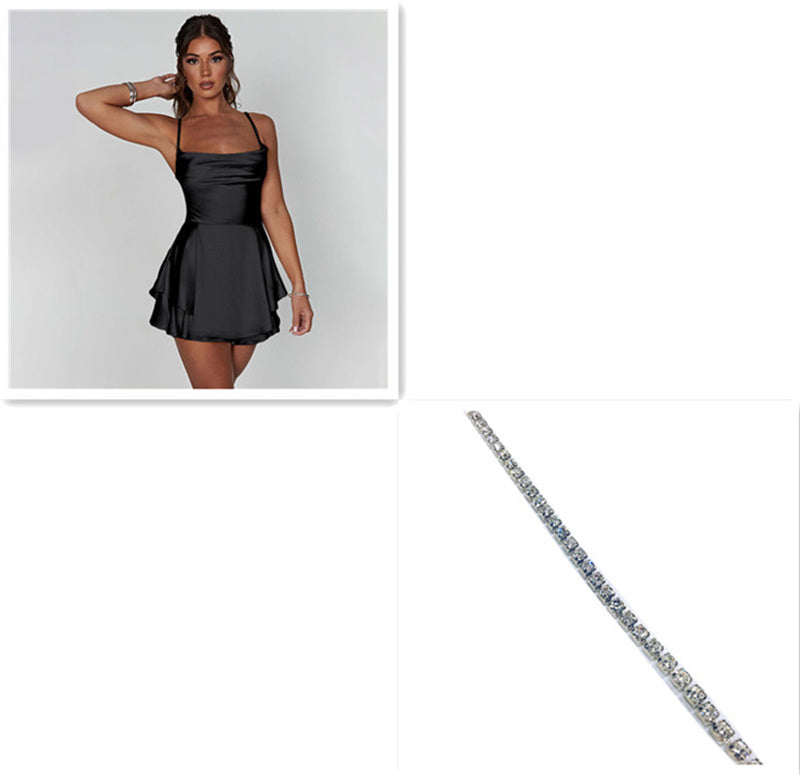 Robe Satinée Courte Dos Nu